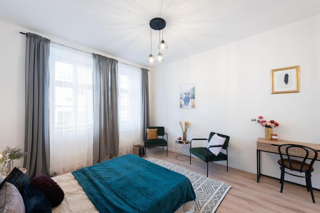 Sweet Cozy Close To Mala Strana Apartment Prag
